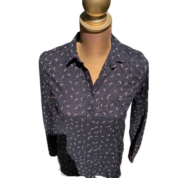 Madewell Shrunken Crescent Moon Button Down Shirt - Picture 3 of 10